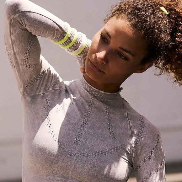 Free People Gray Sweatshirt - Picture 1 of 8